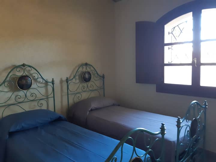 Prizemlje: Dvokrevetna soba