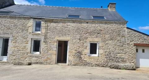 House 2 km from Rochefort