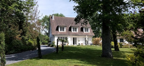 Le Touquet Beautiful Gatsby villa 6 bedrooms 12 people