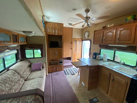 Top performing Airbnb: Peaceful Country RV Retreat in Rocky View County