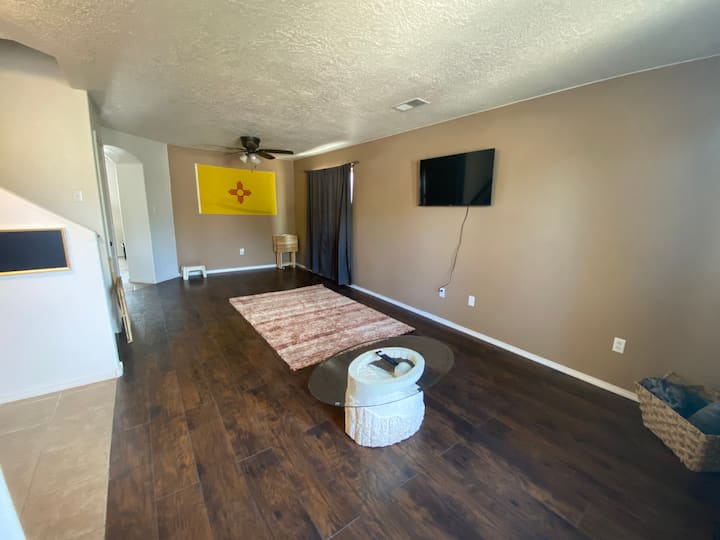 Briarwood Place (With Game Room And Pool) - Las Cruces, NM