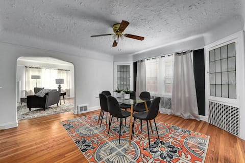 Historic District 2BR on 1st Floor near CLE Clinic