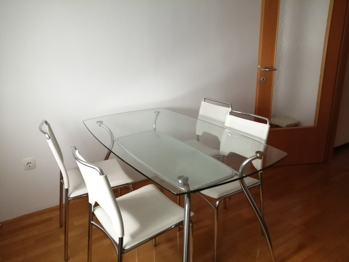 غرفة المعيشة