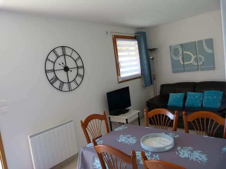 Gite Location Climatisé Avec Piscine En Ardèche - Joyeuse