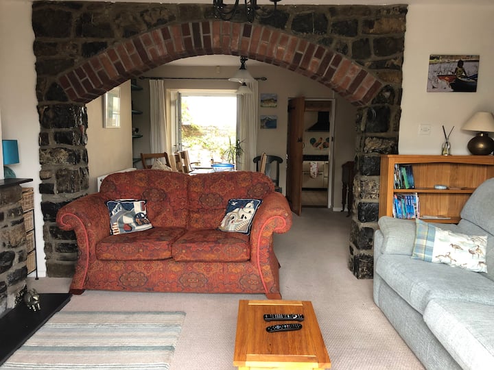 Seaside Cottage In Mumbles With Parking Onsite - The Mumbles