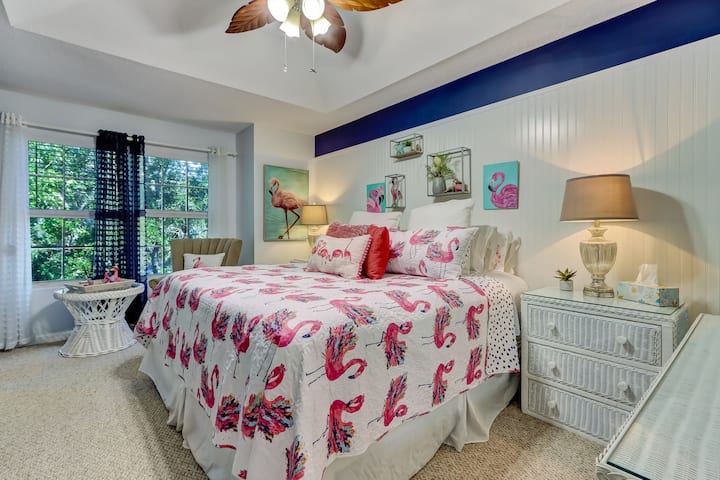 חדר שינה שני - חדר הפלמינגו. הכל חדש לגמרי!