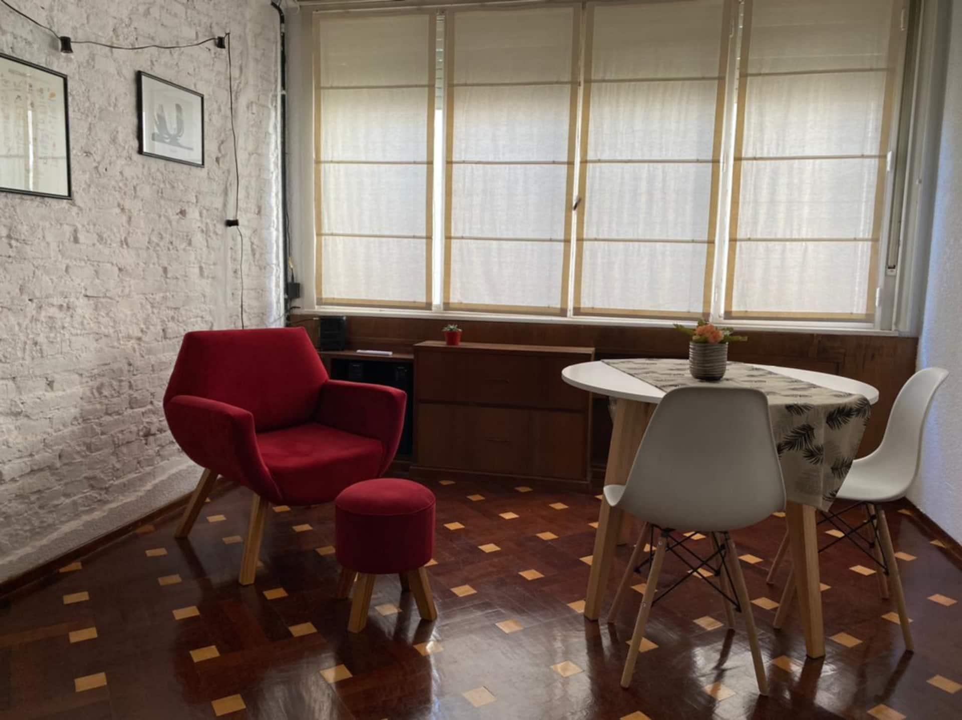 Kitnet reformada em Palermo
