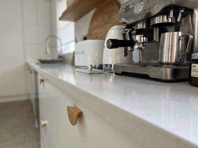 Shelter at Boomerang gallery image 5