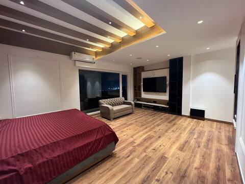 In the heart of the city 3 bedroom penthouse