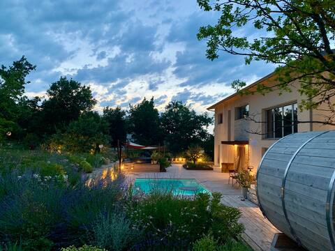 CLOS DE LA FONTAINE (Entire house – 10 people)