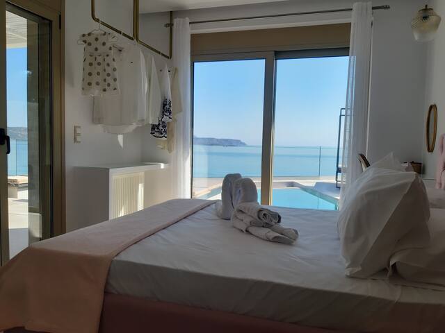 Luxury Villa Dioskouroi Heated eco pool & jacuzzi gallery image 5