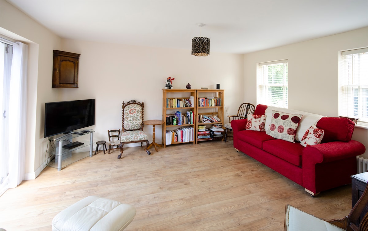Successful Airbnb property: The Former Exchange in the heart of St Osyth in St. Osyth