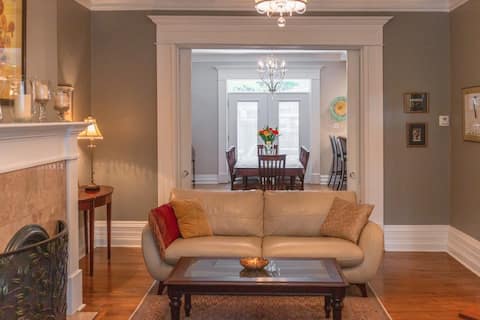 Top performing Airbnb: Stunning Victorian home near Harbourfront in South End