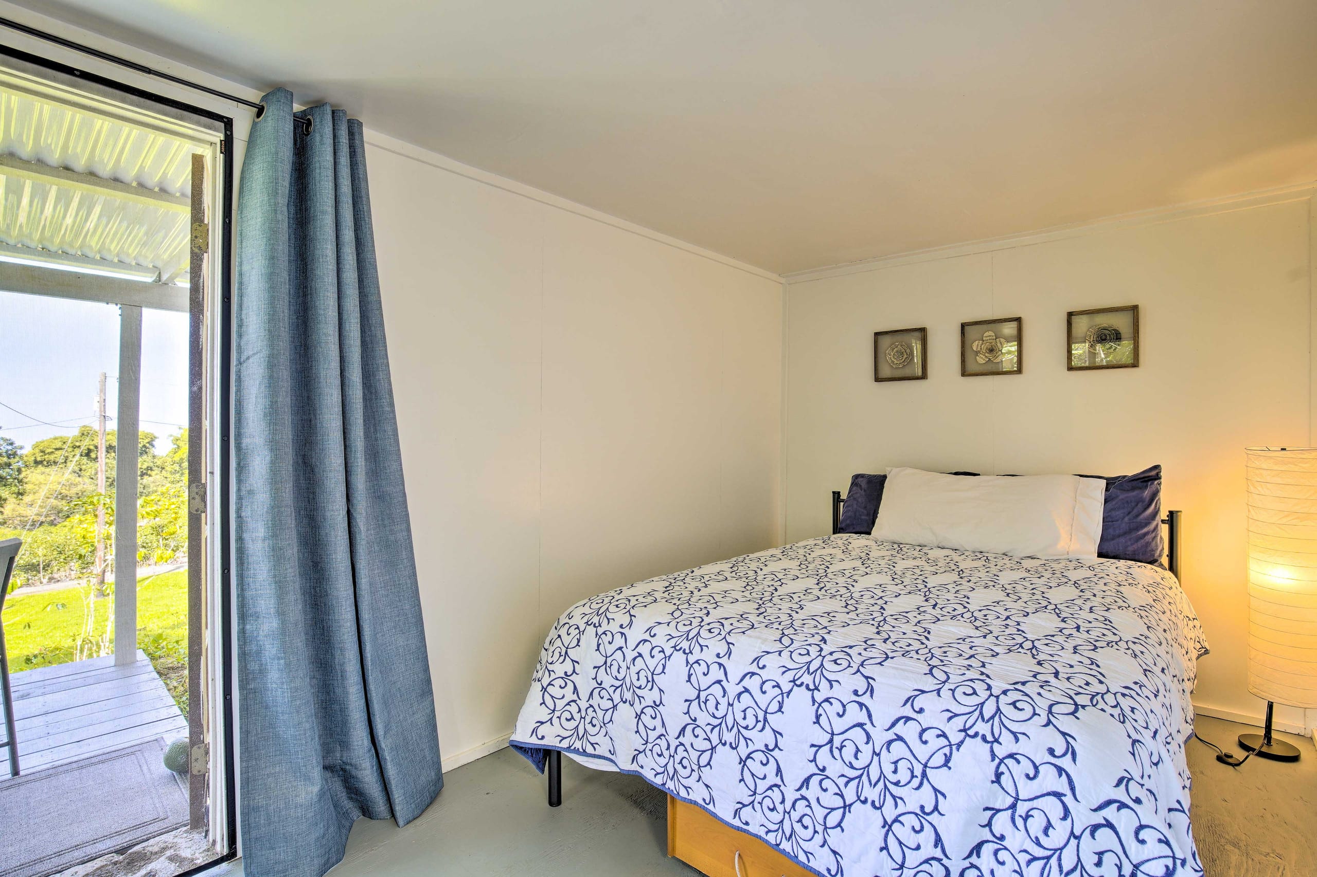 Studio on coffee farm with ocean view lanai - Photo 7