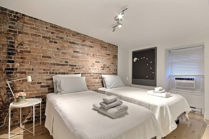 ห้องนอน N * 1 เตียงเดี่ยว 2 เตียงหน้าต่างเครื่องปรับอากาศ