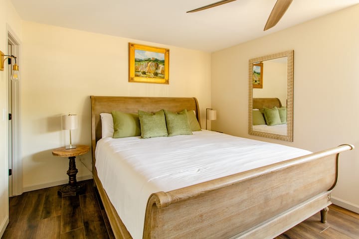 特大双人床主卧！