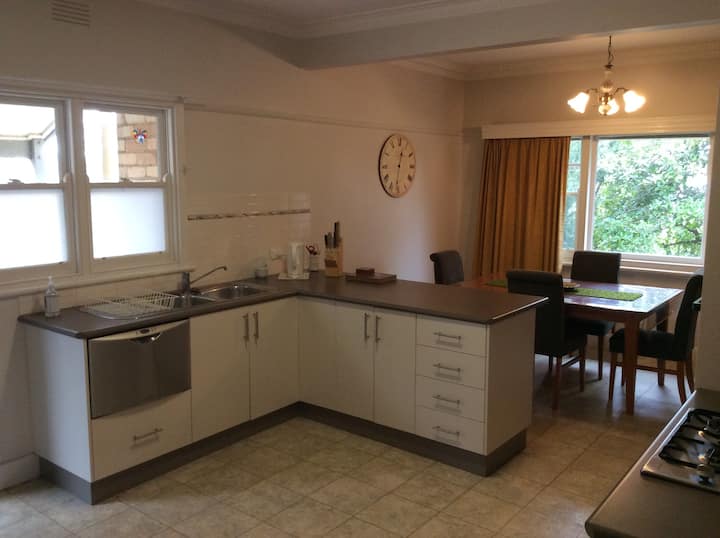 Bendigo Holiday Rentals & Homes Victoria, Australia Airbnb