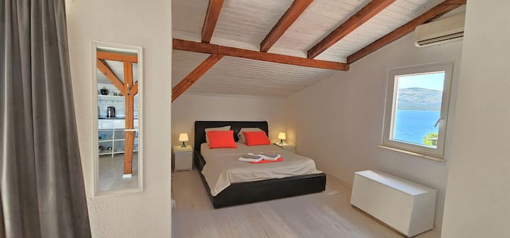 Apt Loft Doppelbett 1