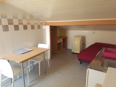 Airbnb performant: Cozy studio in Nice + bathroom Very close to the tram à Nice