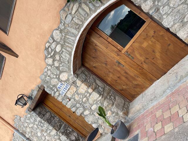 MasGuixot. Relaxation and nature gallery image 3