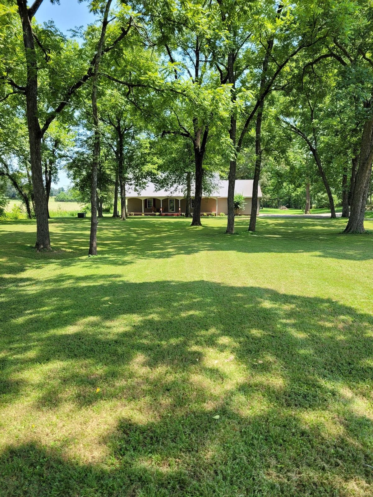 Peaceful 2 Bedroom cottage w/garage. On 5 acres Cottages for Rent in