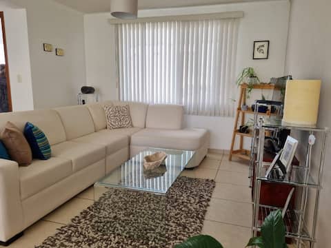 Popular Airbnb listing: SOUTH CENTER: Cozy White House in Quintas Del Marqués