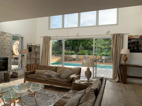 Charming Guest Room Lavende Pool and SPA