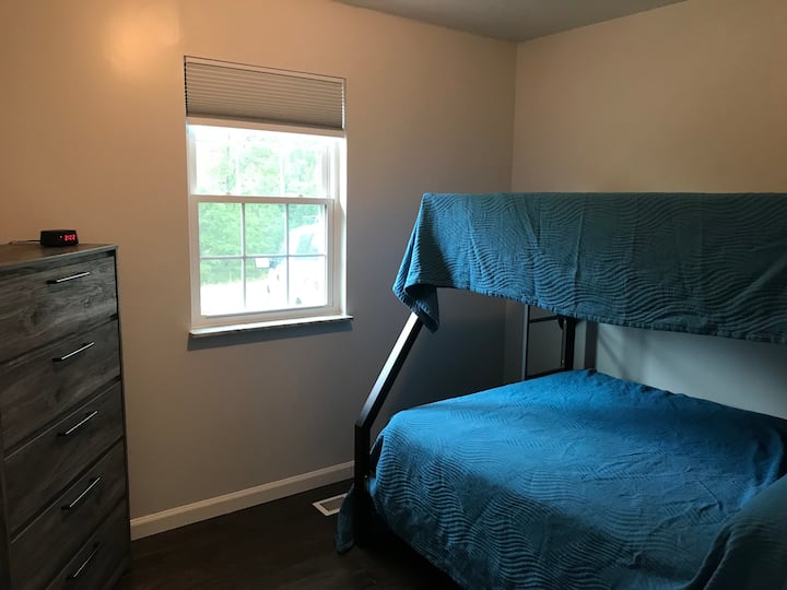Fun for kids but suitable for adults too, the third bedroom has a full/twin bunkbed.  Use one or both beds depending on your preferences.