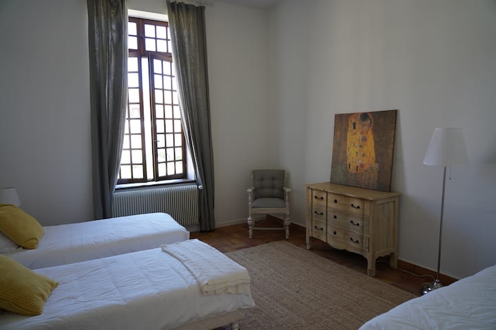 Camera da letto II, 3 letti singoli