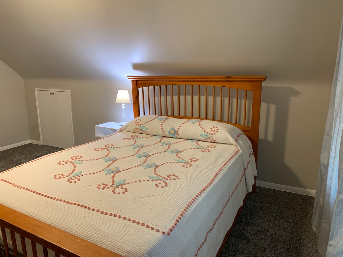 ห้องนอน - เตียงควีนไซส์