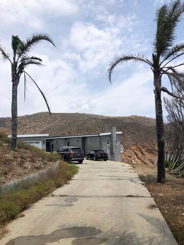 New Home – Malibu 4 Bedrooms, Secluded- Ocean View gallery image 5