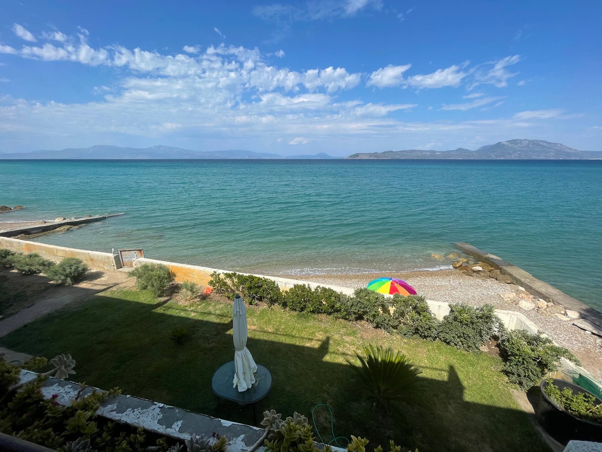 Stunning Beachfront Apartment Strátos — photo 4