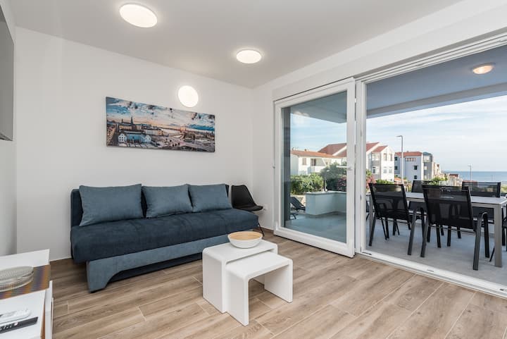 მისაღები ოთახი 1