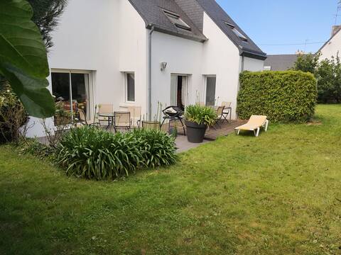 5 bright, cozy rooms