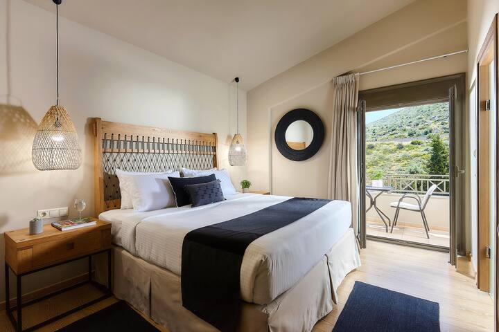 Elegance Villa Sea View with Private Pool gallery image 4