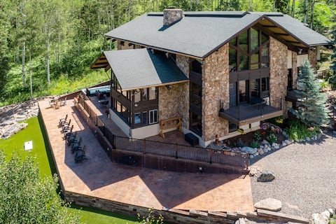 Sky Valley Chateau-Sleeps 31-Luxury Mountain Lodge