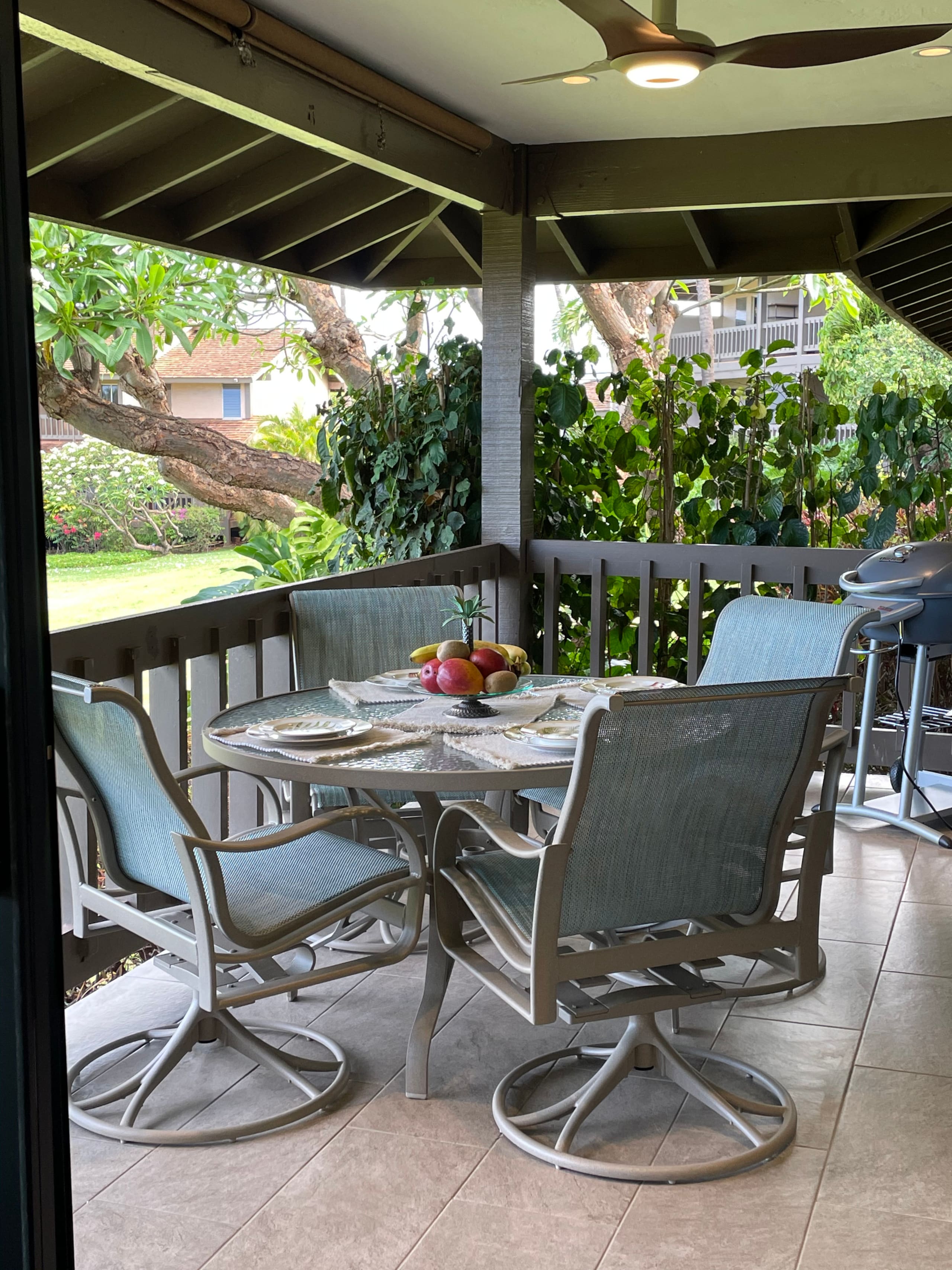 Condo in Lahaina · ★5.0 · 2 bedrooms · 2 beds · 2 baths - Image 22