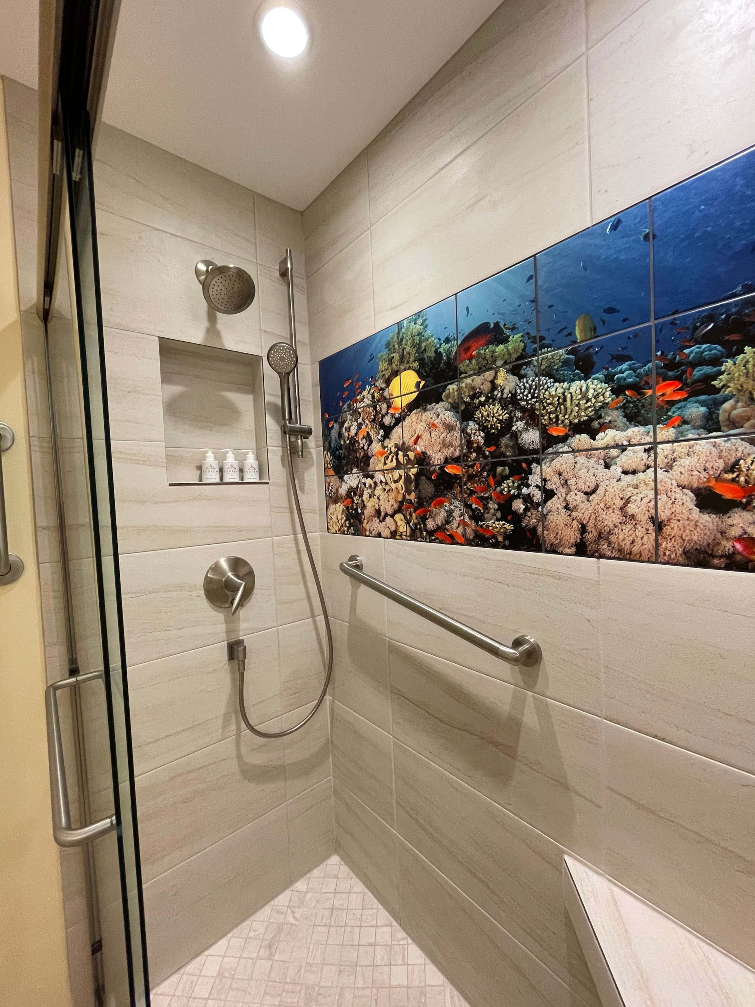 Condo in Lahaina · ★5.0 · 2 bedrooms · 2 beds · 2 baths - Image 18
