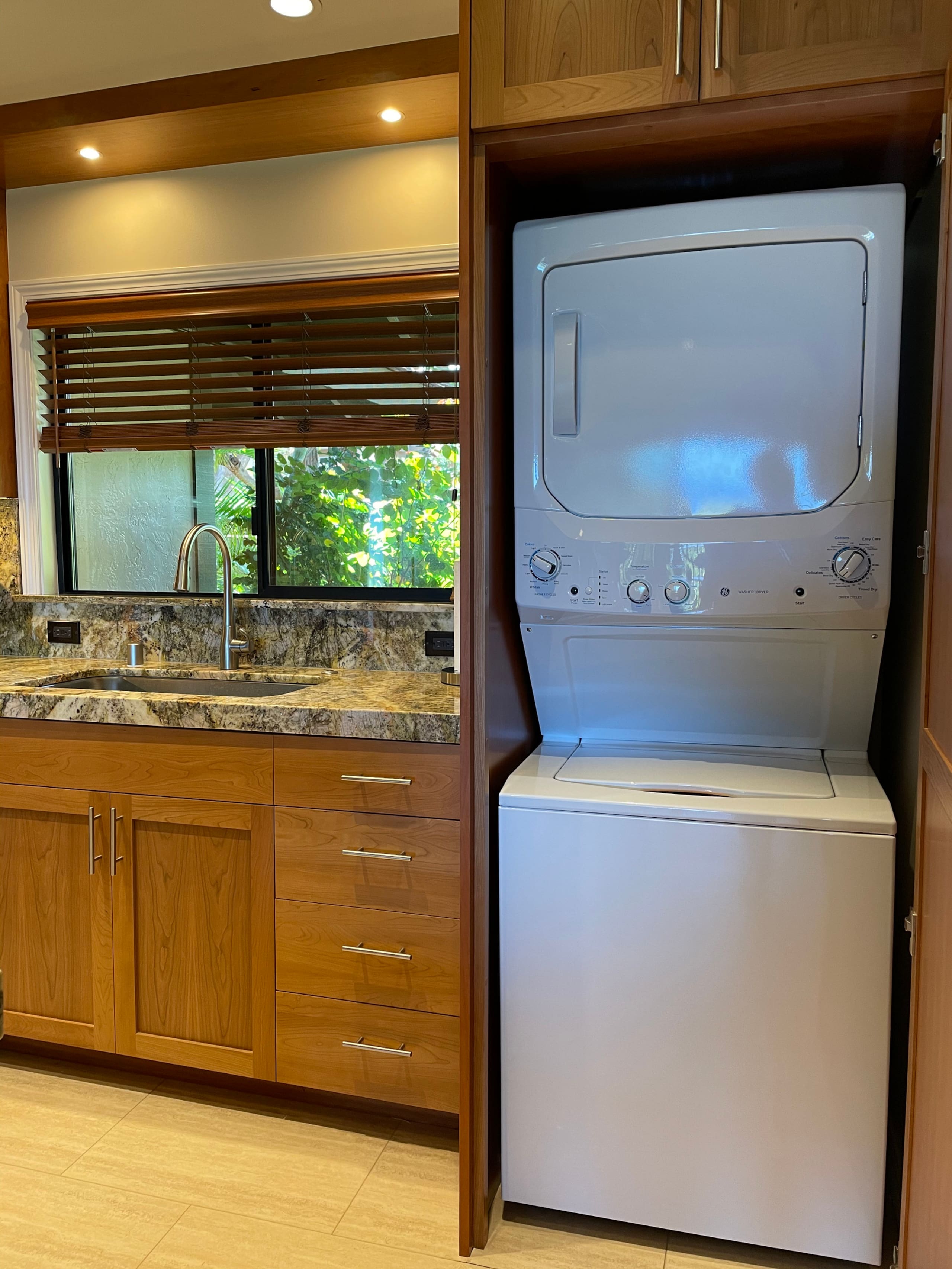 Condo in Lahaina · ★5.0 · 2 bedrooms · 2 beds · 2 baths - Image 24