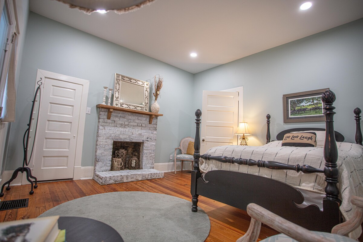 Спална соба со спуштање 