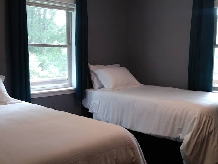 El dormitorio 3 tiene 2 camas individuales.