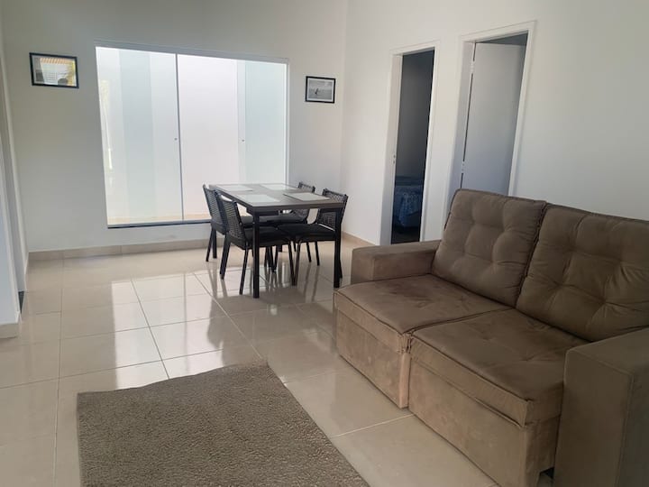 Casa Nova, Com Piscina E Garagem Para 3 Carros - Aracaju