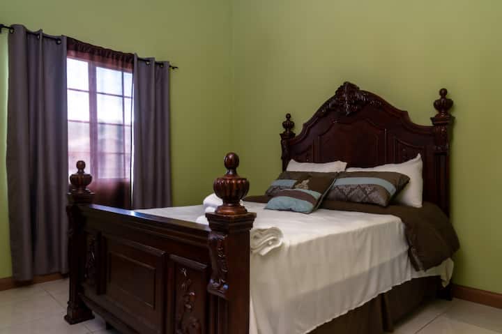 غرفة النوم 2