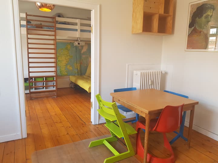 Familyhome With Sunny Balcony In Central Cph - Kopenhagen