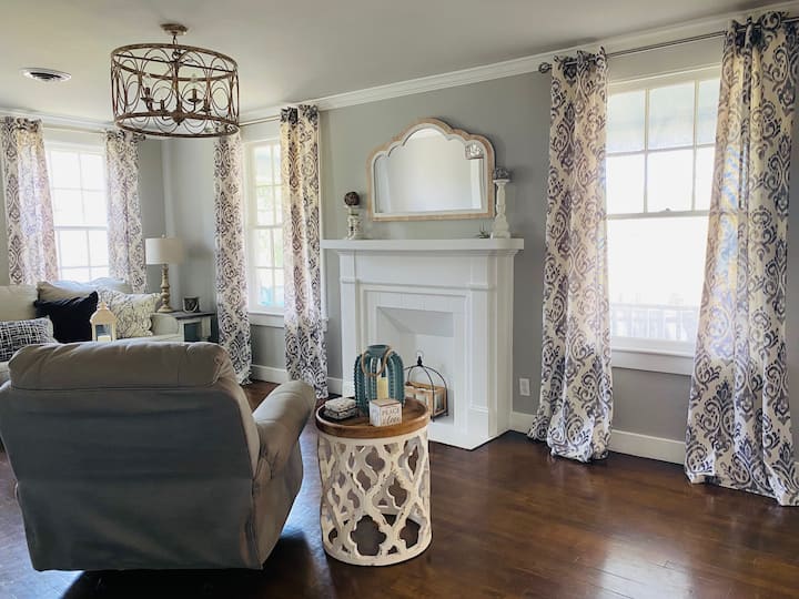 Belle Vue Guesthouse - Natchitoches, LA