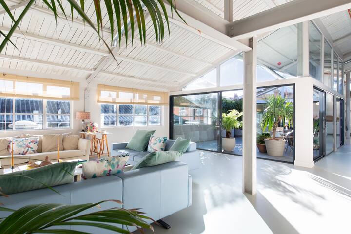 Sublime London Penthouse gallery image 2