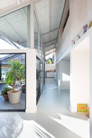 Sublime London Penthouse gallery image 4