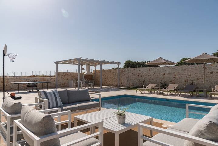 Evaero Villa IV, Family Retreat with a 36m² Pool gallery image 3