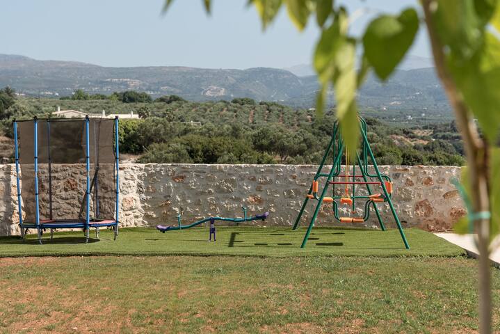 Evaero Villa IV, Family Retreat with a 36m² Pool gallery image 4