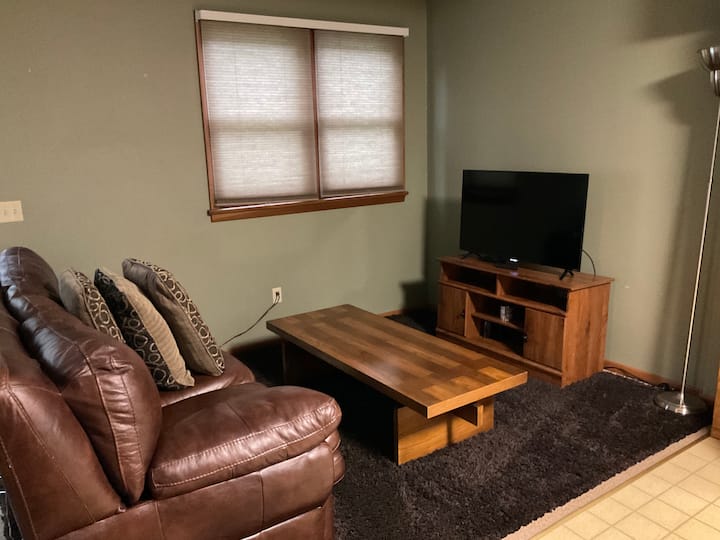 Spacious 1-bedroom Condo With A Lakeside View - Findley Lake, NY